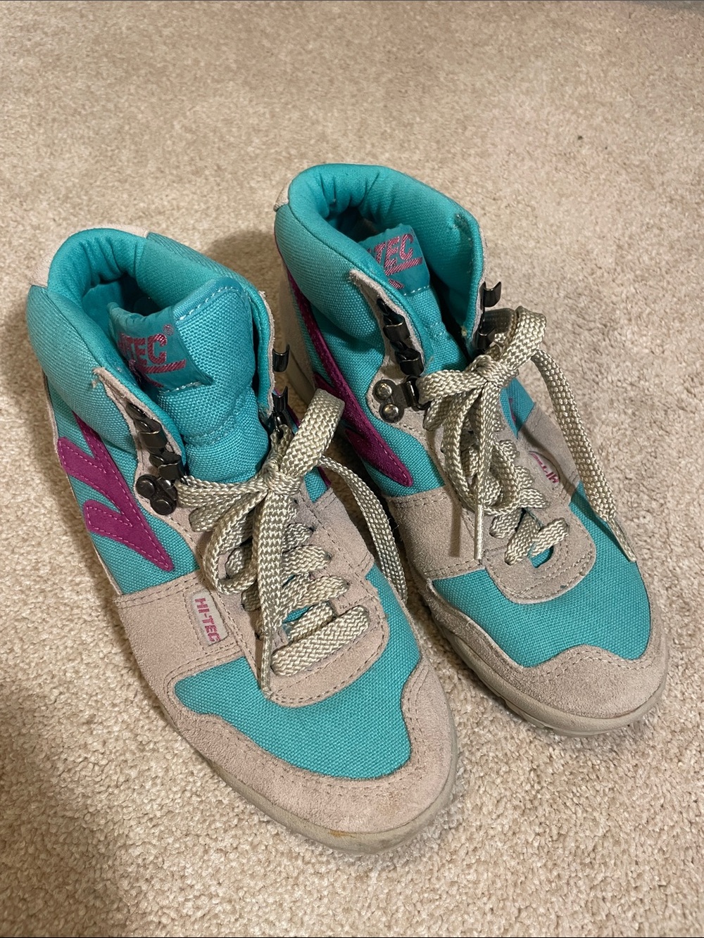 Vintage Hi-Tec Lady Lite Hiking Boots